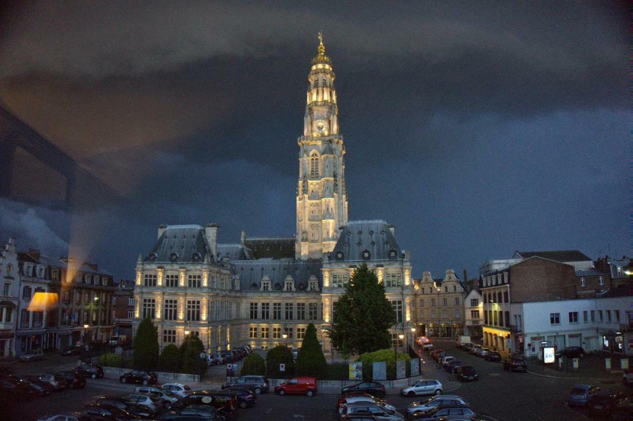T2 Sur Les Places Arras Eksteriør bilde
